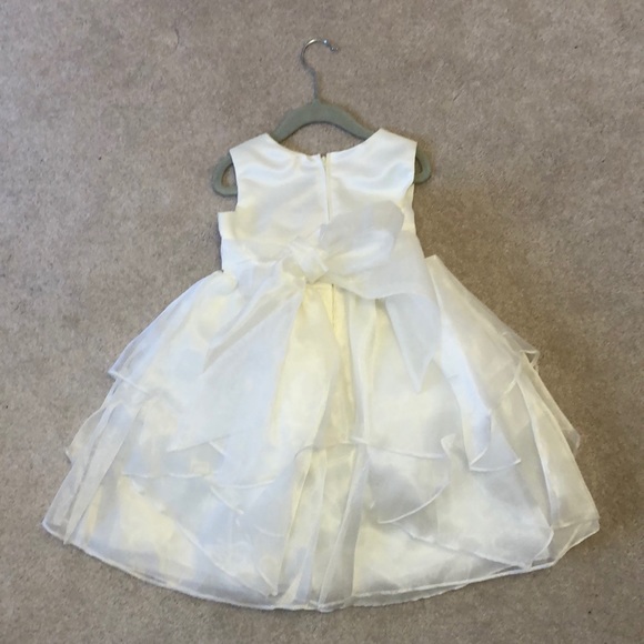 Flower Girl Dress - Picture 3 of 4